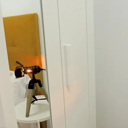 Casa Aurea-apartamento Zona Antigua,parking Y Wifi By Delabra אוביידו