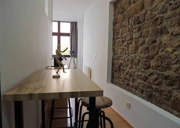 Casa Aurea-apartamento Zona Antigua,parking Y Wifi By Delabra اوفيدو